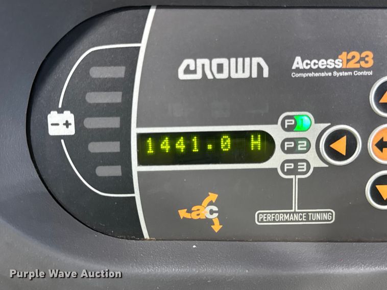 image for item ER0346 2016 Crown SP3520-30 order picker