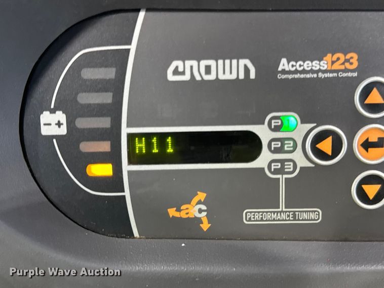 image for item ER0346 2016 Crown SP3520-30 order picker