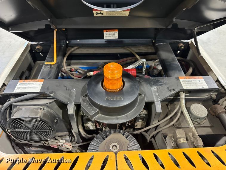 image for item ER0346 2016 Crown SP3520-30 order picker