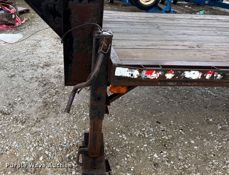 image for item ER0356 2003 JAMAR TA825GS drop deck equipment trailer