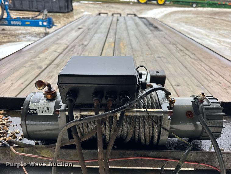 image for item ER0356 2003 JAMAR TA825GS drop deck equipment trailer