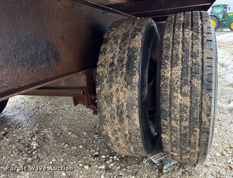 image for item ER0356 2003 JAMAR TA825GS drop deck equipment trailer