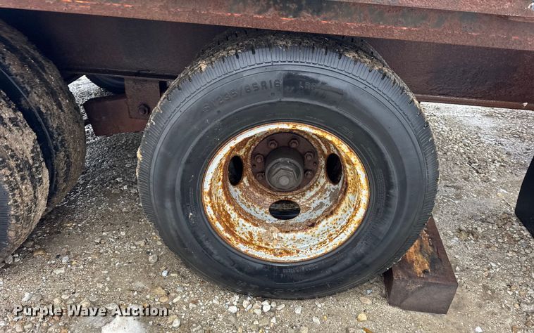 image for item ER0356 2003 JAMAR TA825GS drop deck equipment trailer