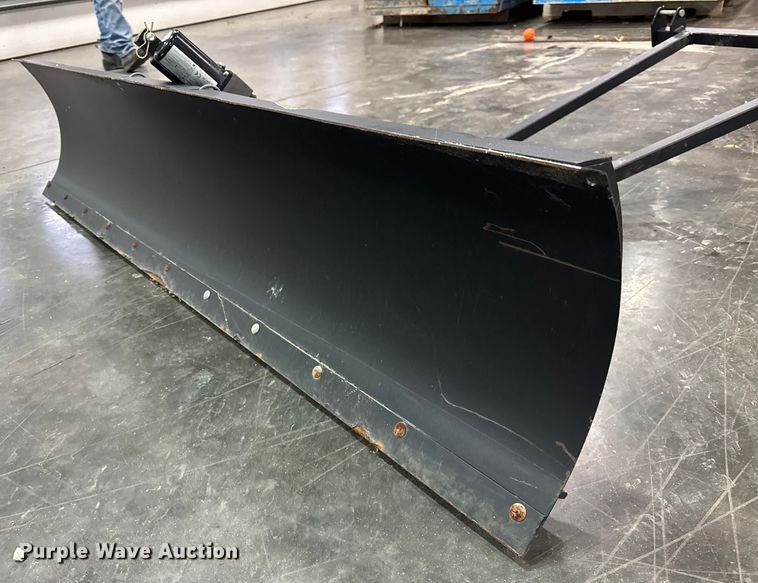 image for item ER0358 John Deere snow plow