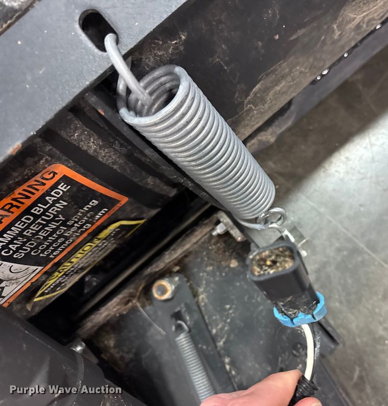 image for item ER0358 John Deere snow plow