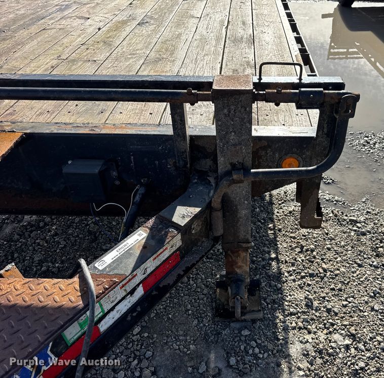 image for item ER0361 2017 Load Trail equipment trailer