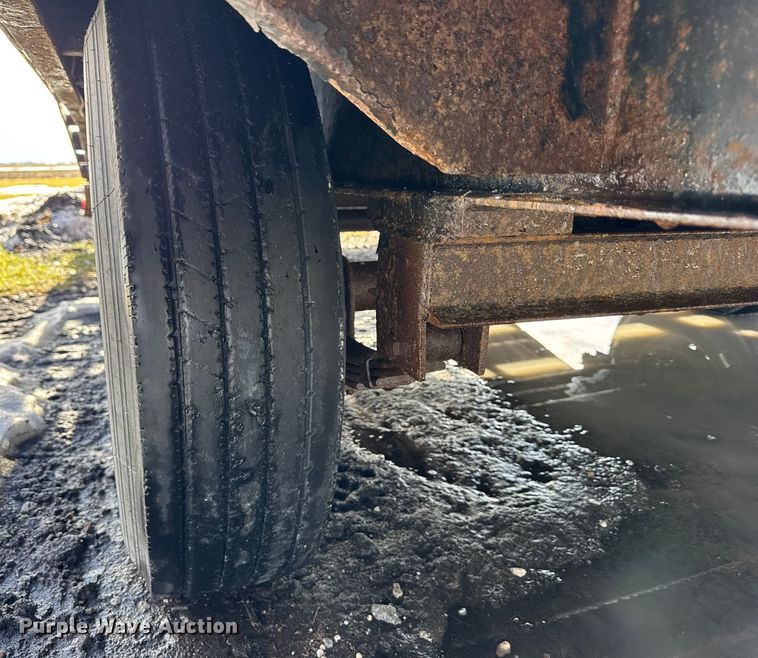 image for item ER0361 2017 Load Trail equipment trailer