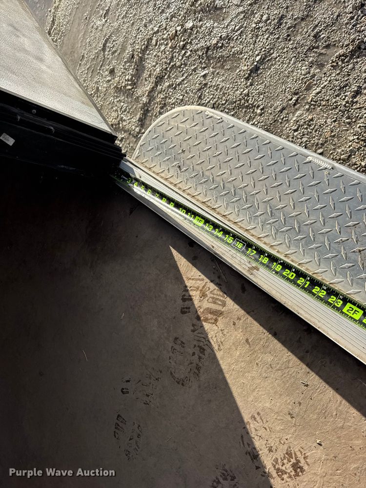 image for item ER0362 2019 Legend Manufacturing 719DVNTA35 enclosed cargo trailer