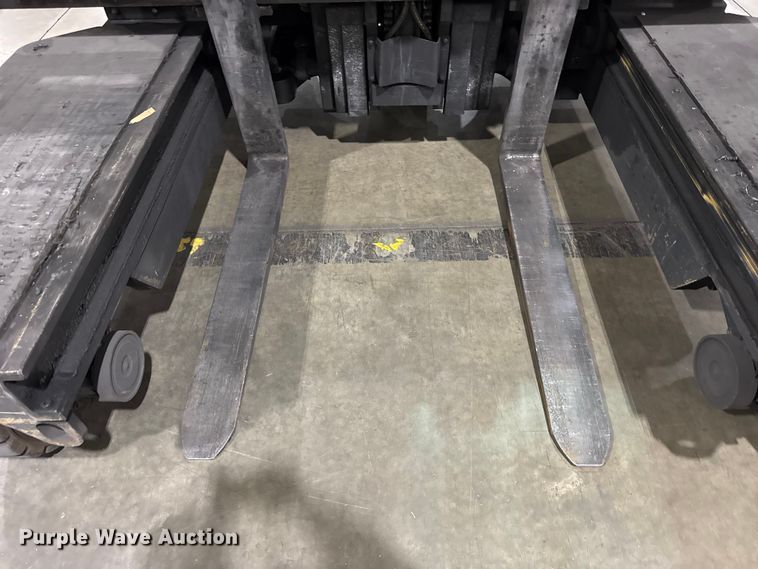 image for item ER0363 2016 Combilift C6000 forklift