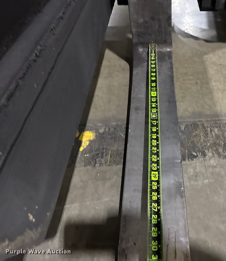 image for item ER0363 2016 Combilift C6000 forklift