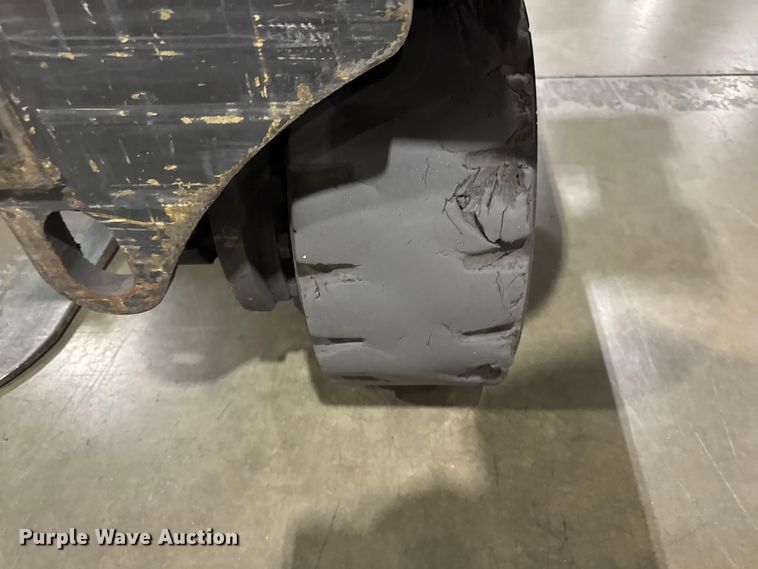 image for item ER0363 2016 Combilift C6000 forklift