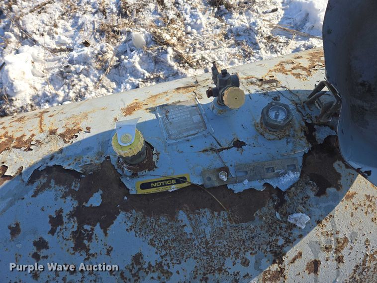 image for item ES2577 Trinity Industries propane tank