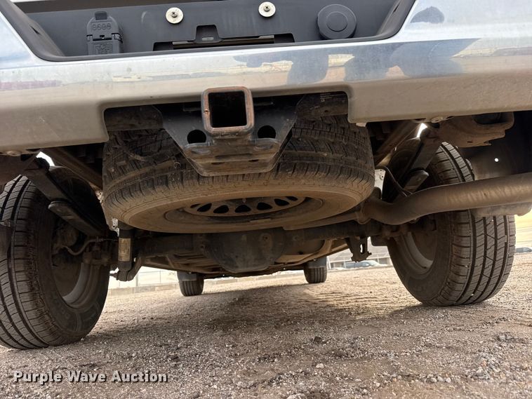 image for item ET4023 2022 GMC Sierra 1500 Double Cab pickup truck