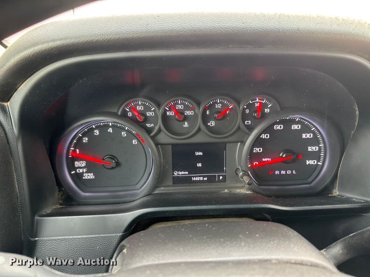 image for item ET4023 2022 GMC Sierra 1500 Double Cab pickup truck