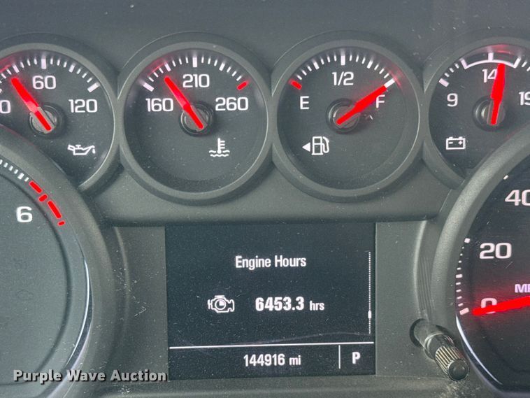 image for item ET4023 2022 GMC Sierra 1500 Double Cab pickup truck