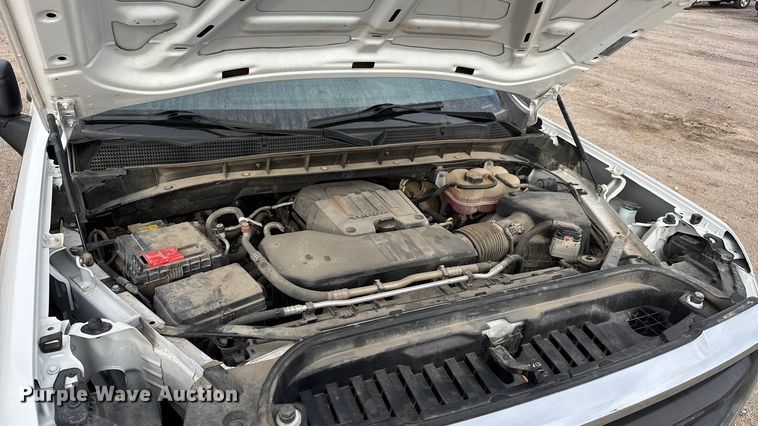 image for item ET4023 2022 GMC Sierra 1500 Double Cab pickup truck