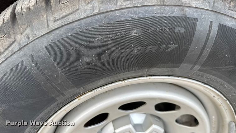 image for item ET4023 2022 GMC Sierra 1500 Double Cab pickup truck