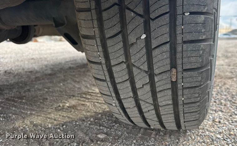 image for item ET4023 2022 GMC Sierra 1500 Double Cab pickup truck