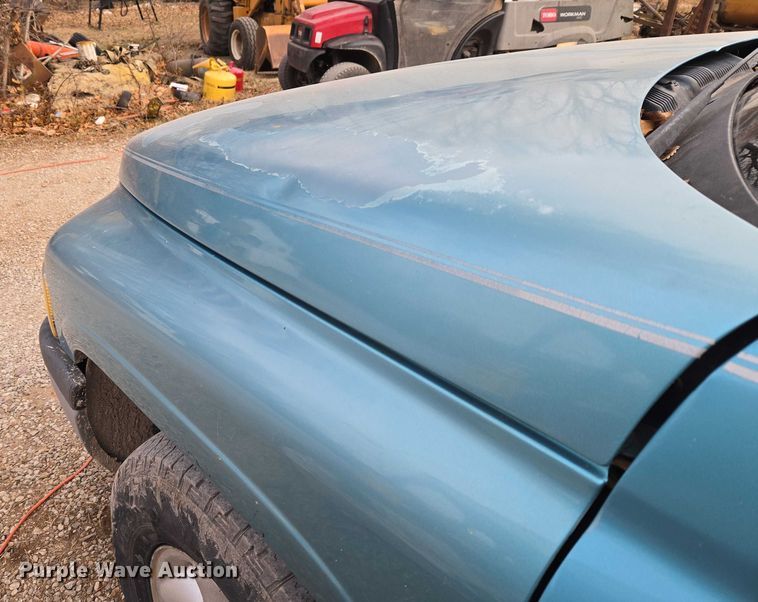image for item ET5441 1996 Dodge Ram 1500 pickup truck