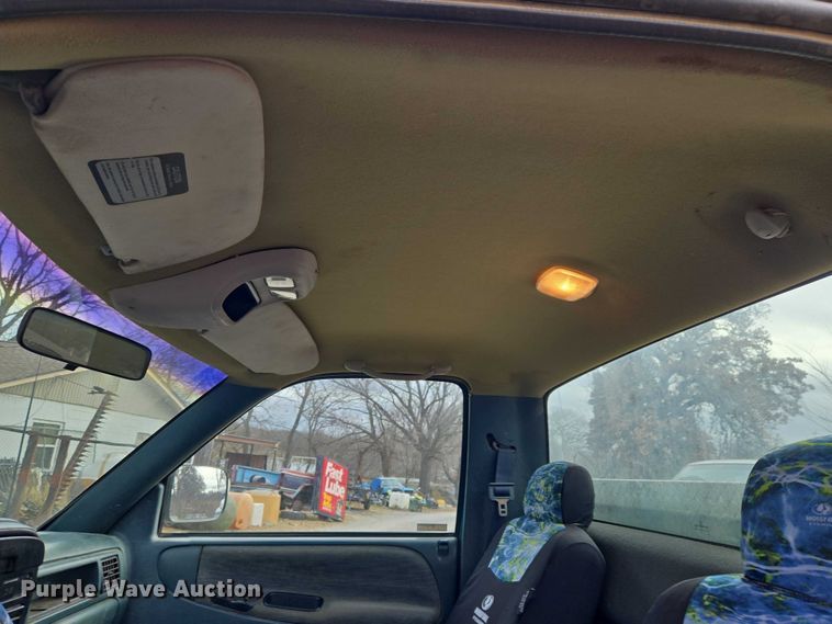 image for item ET5441 1996 Dodge Ram 1500 pickup truck