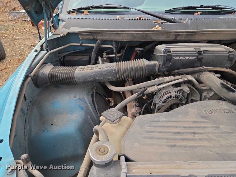 image for item ET5441 1996 Dodge Ram 1500 pickup truck