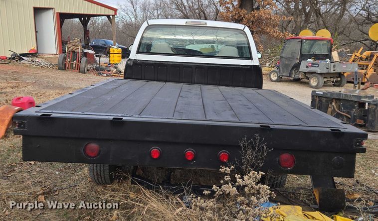 image for item ET5442 2001 Dodge Ram 1500 flatbed pickup truck