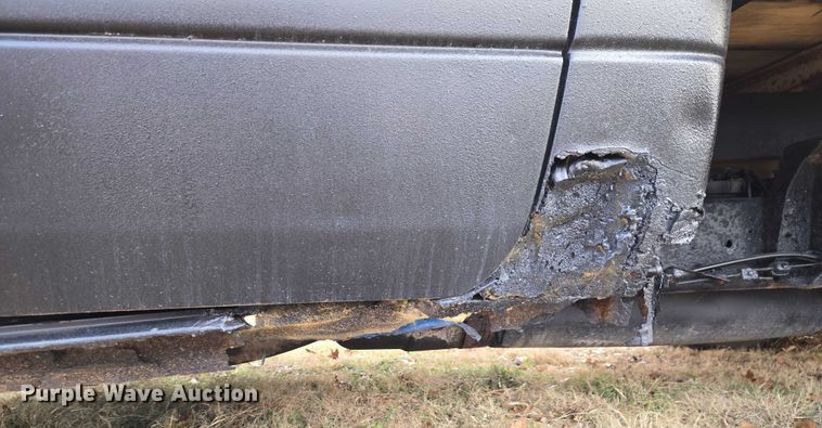 image for item ET5442 2001 Dodge Ram 1500 flatbed pickup truck