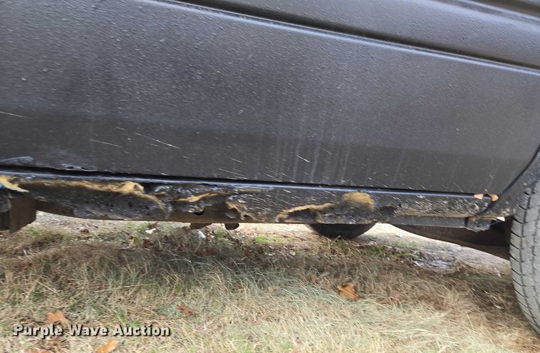 image for item ET5442 2001 Dodge Ram 1500 flatbed pickup truck