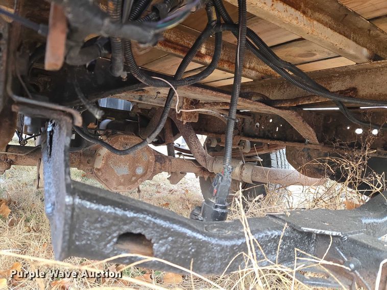 image for item ET5442 2001 Dodge Ram 1500 flatbed pickup truck