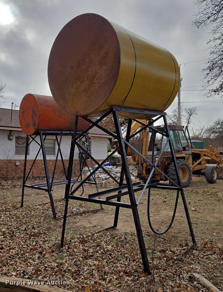 image for item ET5445 (2) fuel tanks