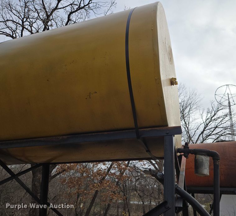 image for item ET5445 (2) fuel tanks