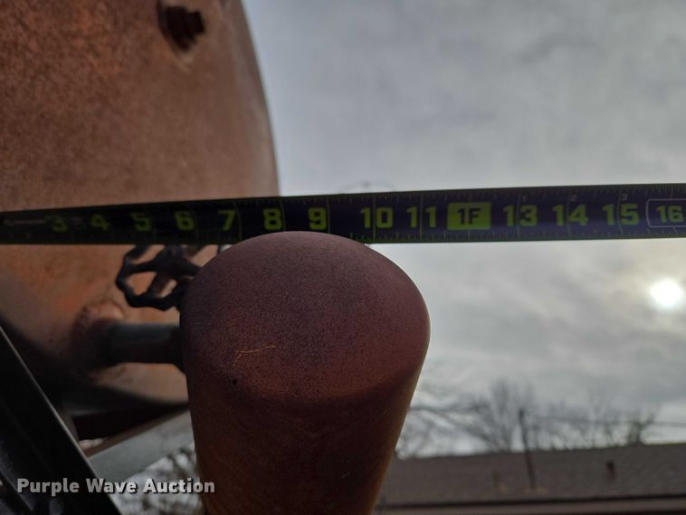 image for item ET5445 (2) fuel tanks