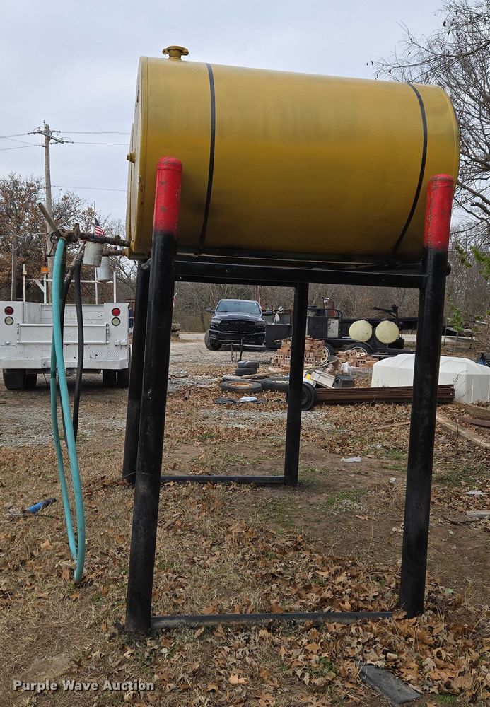 image for item ET5446 (2) fuel tanks