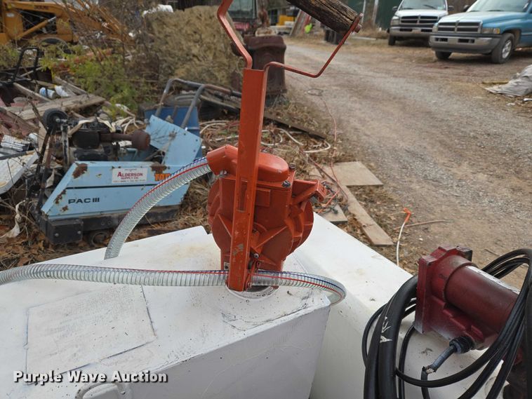 image for item ET5449 (2) fuel tanks