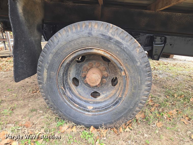 image for item ET5460 Shop Built utility trailer