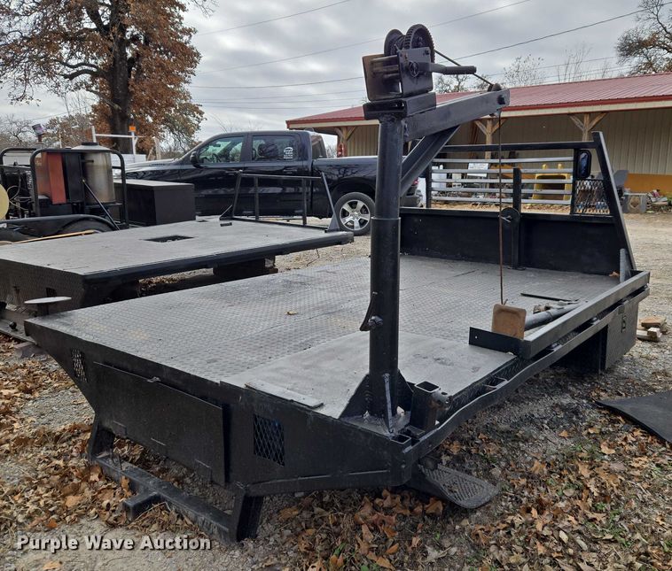 image for item ET5462 Flatbed pickup bed