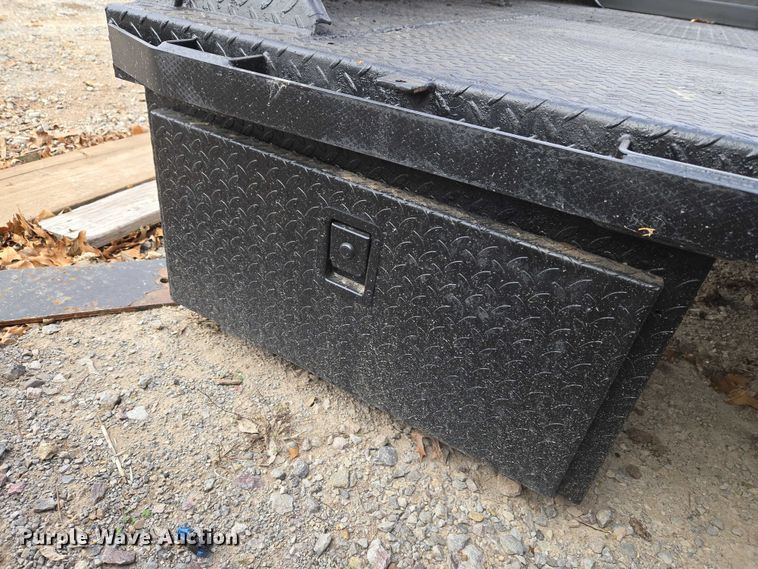 image for item ET5462 Flatbed pickup bed