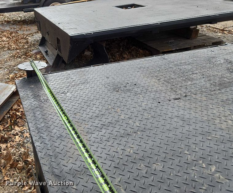 image for item ET5462 Flatbed pickup bed