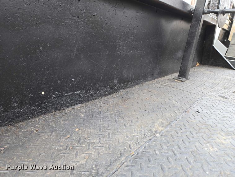 image for item ET5462 Flatbed pickup bed