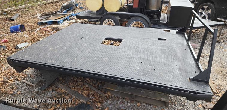 image for item ET5463 Flatbed pickup bed