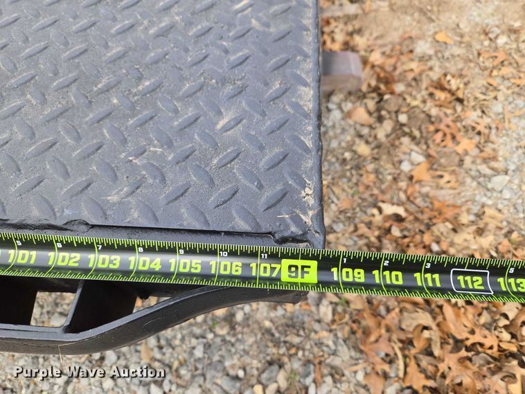 image for item ET5463 Flatbed pickup bed