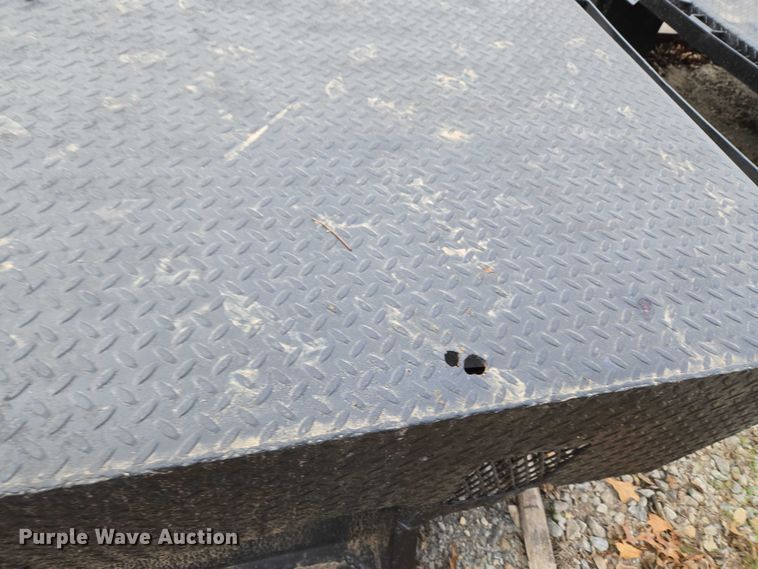 image for item ET5463 Flatbed pickup bed