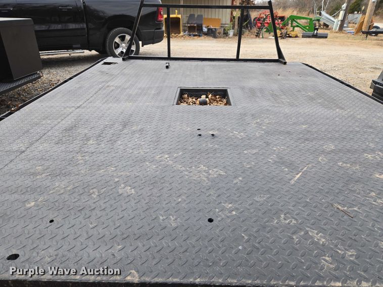 image for item ET5463 Flatbed pickup bed