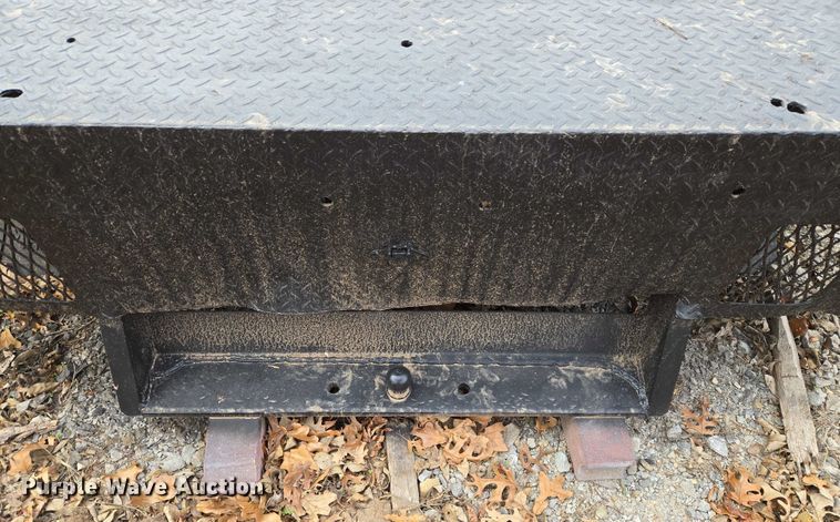 image for item ET5463 Flatbed pickup bed