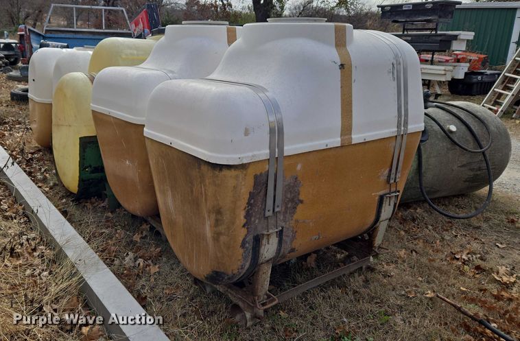 image for item ET5467 Poly tanks