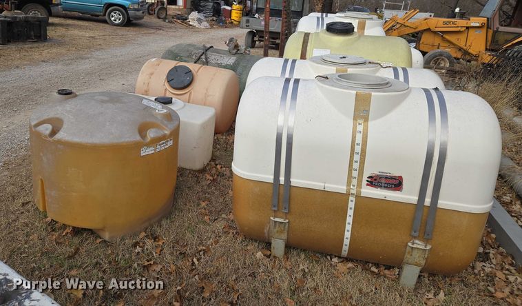 image for item ET5467 Poly tanks