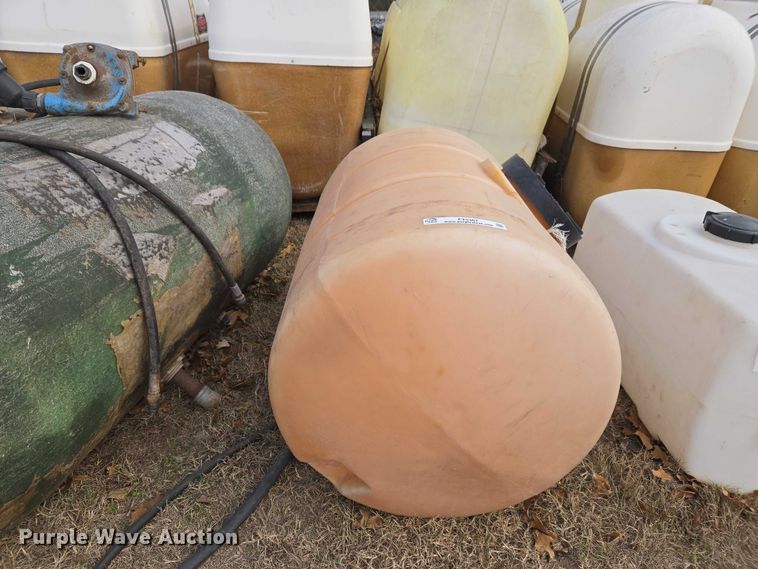 image for item ET5467 Poly tanks