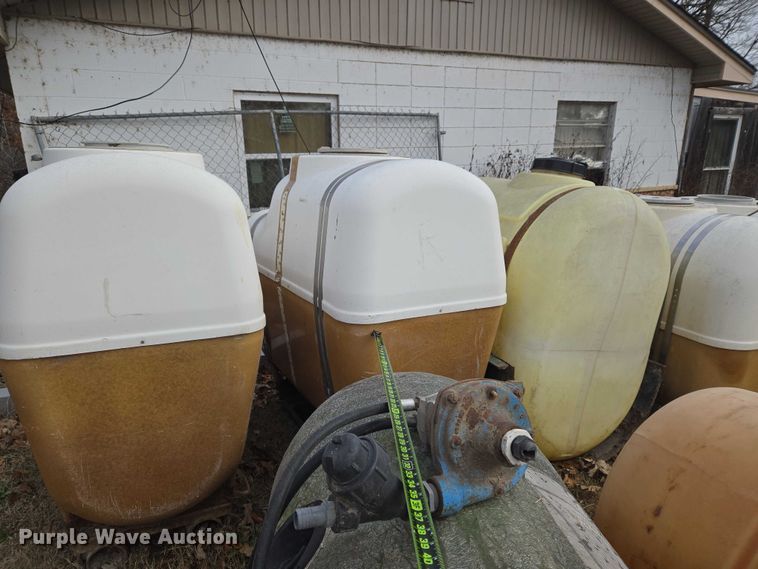 image for item ET5467 Poly tanks