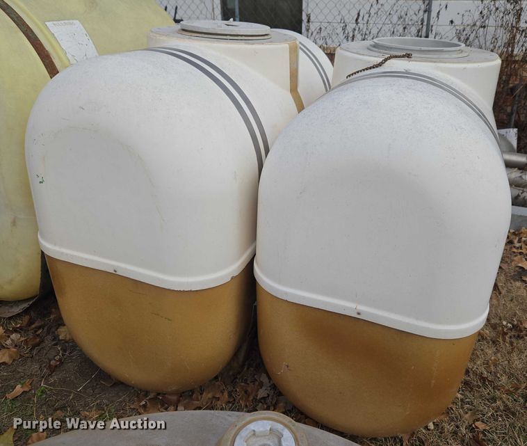 image for item ET5467 Poly tanks