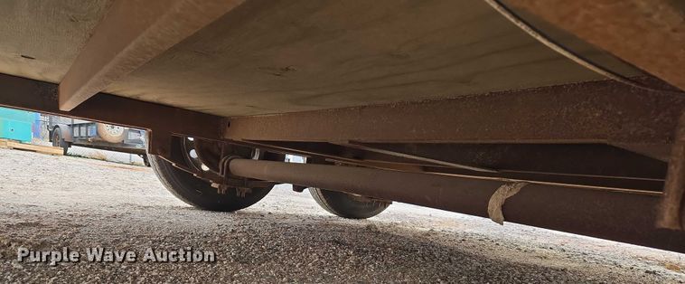 image for item ET5476 2016 Lark United Manufacturing LLC. enclosed cargo trailer